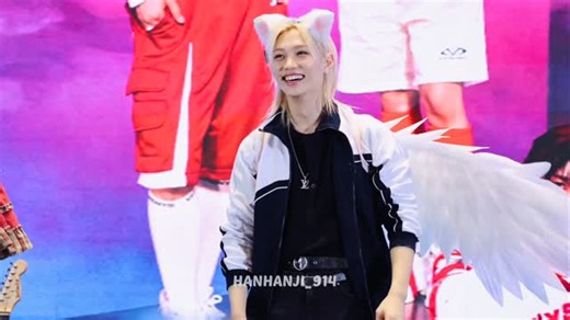𝕊𝕋𝔸𝕐 | Stray Kids Felix on Instagram: "They are his real wings btw🪽 #felix #leefelix #yongbok #skz #straykids #felixlee #straykidsfelix #felixstraykids #Yonglixx #felixfreckles #felixsunshine #blondefelix #cutefelix #용복 #필릭스 #フィリックス #kpop #kpopvisual #fyp #kpopidol #felixxlouisvuitton #fansign #leeknow #changbin"