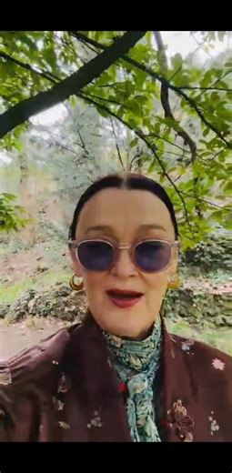 The Rooster 🐔 has spoken! Been hard at it in the lovely Lafrette Studios in Paris and looking forward to sharing our new tunes and seeing you all down the The Sugar Club in Dublin on March 27-28th! Tickets on the link! https://thesugarclub.com/tickets/ Get the last of the tickets 🎫 available!! We can’t wait to see you all!!! Thank you! Love Bro ✨Cockadoodledooooo!!! 💓❤️💓❤️#livemusic #soulgirl | Bronagh Gallagher