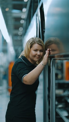 VELIKÁNI svého oboru pracují v Daimler Buses. #shorts