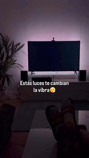 😯Llegaron las luces de inmersión para TV. Aumentan la intensidad de lo que estás viendo. Traen un sensor para seguir los colores de la pantalla.🤯👇 😏LUCES DE INMERSIÓN PARA TV CON CÁMARA SENSOR DE COLOR ₡22,900.😎 🌈Convierte tu experiencia de usar el televisor en algo totalmente envolvente con estas tiras led con sensor de colores. Gracias a su tecnología óptica, las luces reaccionan en tiempo real al contenido que ves en tu televisor, creando un ambiente envolvente y lleno de color. Además,