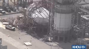 Aerials: 3 hurt in Mont Belvieu explosion, plant fire, officials say