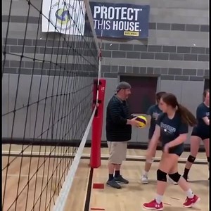 338K views · 14K reactions | Ever tried this RAPID FIRE #VOLLEYBALL  DRILL?  instagram.com/e.p.h_photography | Volleyball World | Facebook