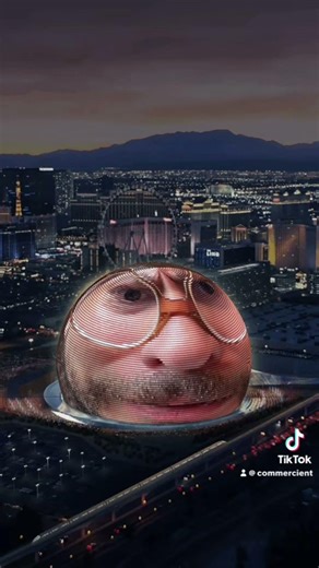 Mini-muffins won’t fix your data silos. The Sphere has arrived at Shoptalk!