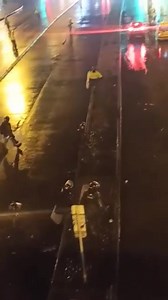 27K views · 624 reactions | #Atención | A Diego Luna Rojas lo retiene la @PoliciaBogota por grabar el accionar violento del ESMAD en el Portal de las Américas contra las y los manifestantes. ¡No más abusos de la fuerza pública! @personeriabta #DuqueAsesino https://www.facebook.com/1093879209/videos/10223223590113427 | Heidy Sánchez | Facebook