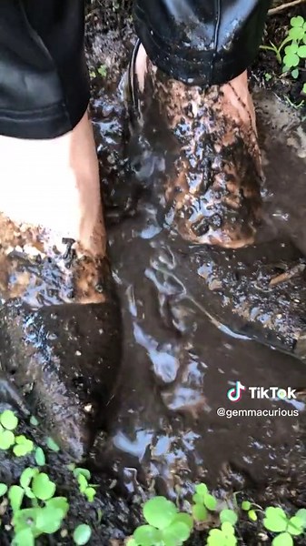 Making a muddy splash in my black high heels #wetandmessy #wam #patent #highheels