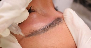 63K views · 769 reactions | ONLINE COURSES FOR REMOVAL 朗朗朗 50% DISCOUNT  In the course is included: -1 bottle Removal -Online class 45 min. with Master -Certificate FOR MORE INFO SEND US MESSAGE IN MESSENGER OR NUMBER WHATSAPP/VIBER: +46 73-500 96 92 #removal #tattooremoval #laser #microblading #permanentmakeup #pmu #plasmaion #plasmapen #microbladingeyebrows | European Esthetic Academy | Facebook