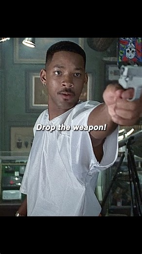 Men in Black | “Nice Headshot” – Alien Gun Deal Gone Wrong 👽🔫💥