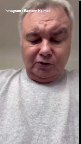 Eamonn Holmes looks pained as he struggles through working leaving fans concerned
