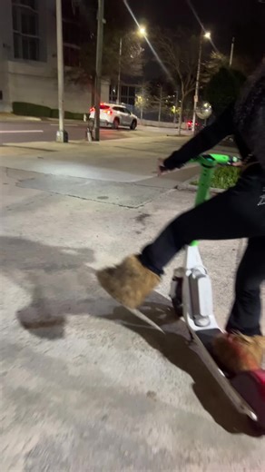 lying libra (@emerylaurantt)’s video of car on roof