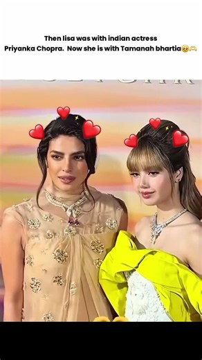 Lisa with famous indian actress🥹 #blackpink
