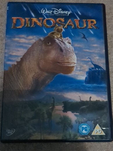 The DVD Review Episode 361: Dinosaur 2001 DVD. This is for @Zoelouise, @Stella VM9🐐🇳🇱, @Zaid Alrashed, @50train, @RCampel_18, @bsnt831_2, @AJ Rhodes, @Steven Fellas, @Nintendo-Units, @PixelDominus, @Ingrida Jurevičiū38, @Bus.Spotting_Pieter and @Stephen_Marshall2007.