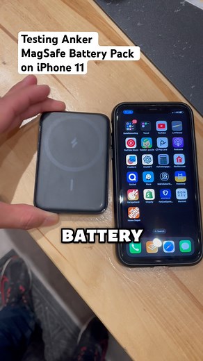 Testing Anker MagSafe Battery Pack on iPhone 11 🔋📱👀 #apple #iphone11 #techtips #anker