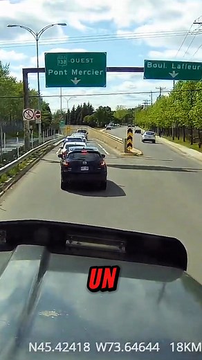 2.2M views · 50K reactions | Un listillo se quiso saltar un atasco pero un camionero le enseñó como funciona el karma | AutoKarma | Facebook