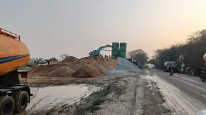 Ballia News: ग्रीनफील्ड एक्सप्रेसवे निर्माण ने पकड़ी रफ्तार, जून 2025 तक पूरा करने का लक्ष्य; 2700 करोड़ होगा खर्च - Greenfield Expressway construction in Ballia gathers pace target to be completed by June 2025