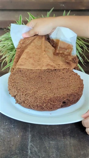 The Ultimate No-Flour Chocolate Cake | Quick & Easy 5-Ingredient Recipe! #shorts #trending #foryou