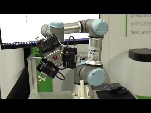 Three grippers, one small cobot | Metrology example