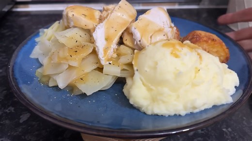 Weekly Scottish dinners for the whole family