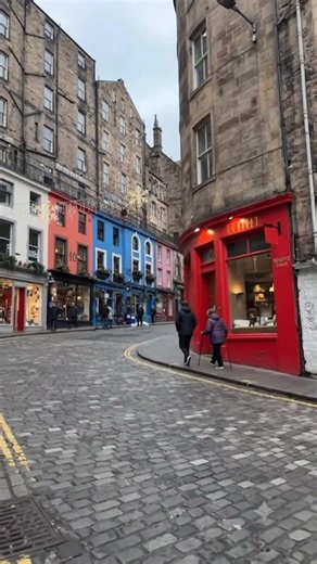 ✨ The Most Magical Street in Edinburgh You Need to Visit!