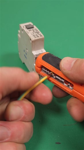 A Simple Trick For Perfect Wire Connection | Genius Cars