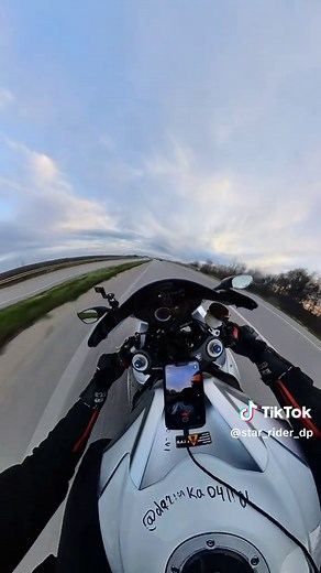Nice? #suzukigsxr #gsxr #topspeed #moto #ukraine #motorcycle #gsxr600
