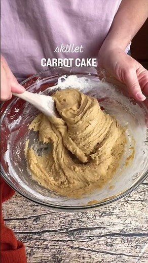 Is cream cheese frosting a must for carrot cake?? That’s a us from me! #castiron #recipe