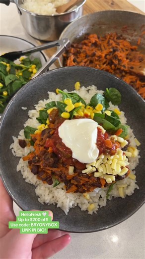 Delicious Vegetarian Recipes with HelloFresh - Up to $200 Off!