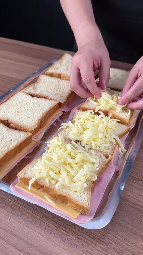 27K views · 96 reactions | Don't use your bread at home until you see this recipe! #fblifestyle #socialconnection #cooking | YumMakers | Facebook