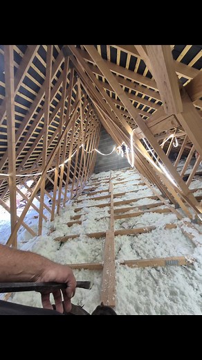 3.3K views · 28 reactions | Modification de charpente pour la création d'un étage sur cette maison : création d'un plancher bois, un solivage porteur, pose de Velux et création d'un couloir pour relier les deux versants, le tout habillé en zinc à joint debout. Quartz . Merci au clients pour leurs confiance 欄. | SARL Samuel Tranchant | Facebook