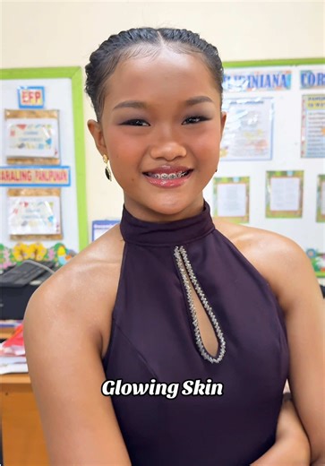 Achieve a Natural Glow with Body Shimmer