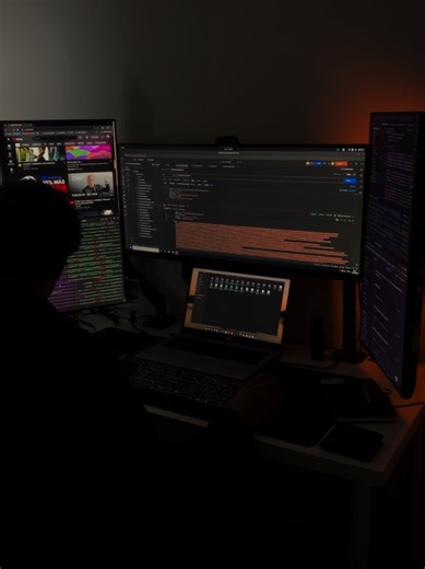 Python developers coding vs Animation pygame #programming #awdev_6