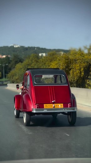 Passion for 2cv: Algerian and Chinese Influence
