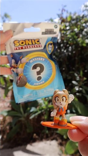 Let's improve this tiny adorable Cream die-cast figure 💥 #shorts #cream #sonic #merchandise #fyp