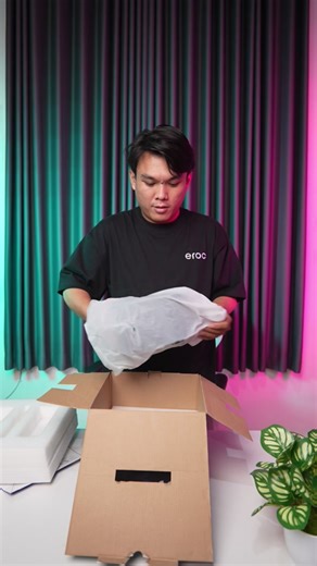 Unboxing Proyektor EROC MEGA: Pengalaman Menakjubkan