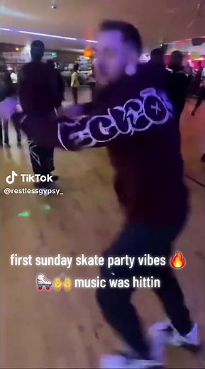 First sunday was a vibe had a good time dj killed it 🙌🔥 #inlineskating #rollerskate #rollerblade #skatingtiktok #virginia