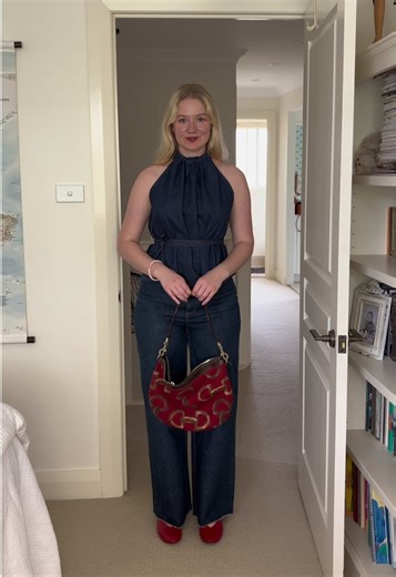 Double denim today with a pop of red! ❤️ Denim from @scanlantheodore Shoes are @ZARA