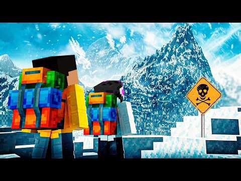 WE CLIMBED MOUNT EVEREST IN MINECRAFT TROLL 😱🏔️