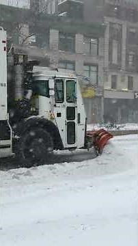 NYC Snowstorm — Harlem Streets & Sanitation Trucks Plowing ❄️