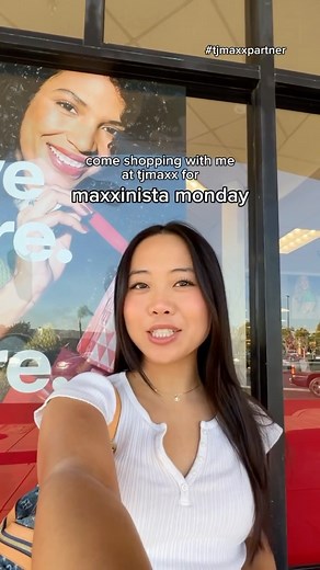 TJ Maxx on Instagram: "it’s officially gifting season and @tjmaxx is delivering ✨ kicking off my #MaxxinistaMondays takeover with a few festive finds. aka gifts for everyone and a little something for me 🎁 #tjmaxxpartner​"