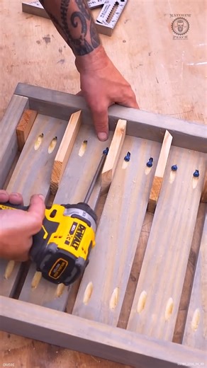 Building a Table That WORKS Anywhere #tuckin #sidetable #handy #versatiledesign | Matthew Peech Woodworking And DIY