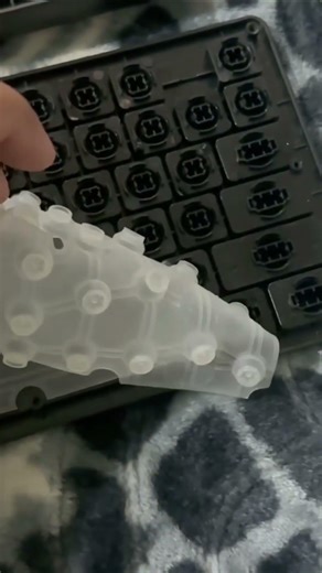 See what is inside wireless keyboard #informative #shortsdaily