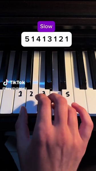 Speed up this simple melody and sound like a pro #piano #tutorial #pianotutorial #pianomusic #trythis #learn