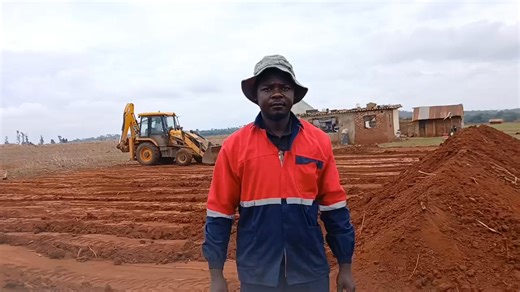 🐟 𝐉𝐨𝐢𝐧 𝐭𝐡𝐞 𝐅𝐢𝐬𝐡 𝐅𝐚𝐫𝐦𝐢𝐧𝐠 𝐑𝐞𝐯𝐨𝐥𝐮𝐭𝐢𝐨𝐧: 𝐅𝐞𝐞𝐝𝐢𝐧𝐠 𝐙𝐢𝐦𝐛𝐚𝐛𝐰𝐞’𝐬 𝐅𝐮𝐭𝐮𝐫𝐞!🇿🇼 We’re on a mission to transform livelihoods and boost food security — and 𝐰𝐞 𝐧𝐞𝐞𝐝 𝐘𝐎𝐔 to be part of it! 📢 Demand for fish is sky-high, and we’re preaching the gospel of aquaculture 𝐝𝐚𝐢𝐥𝐲. Ready to be part of the solution? 💧𝑻𝒉𝒆 𝑷𝒐𝒘𝒆𝒓 𝒐𝒇 𝑶𝒏𝒆 𝑷𝒐𝒏𝒅: 📍 Pond Size: 20x30 🐟 Stocking: 9,000 fish 📦 Harvest in 6 months: ~2,700kg 📆 Annual output: ~5,400kg