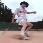 Rémi Gaillard se met au tennis...