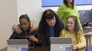 Subscription box helps young kids learn to read at home