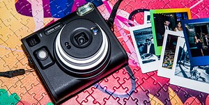 The Instax Square SQ40 Is a Retro Instant Film Camera In a Smooth Black Leatherette, And It Rules
