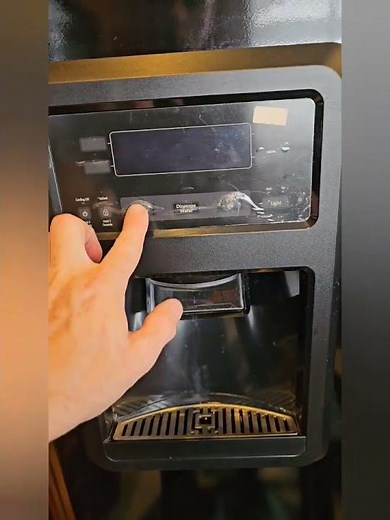 KitchenAid refrigerator repair. Problem: The display is not working, dispenser also. Board.