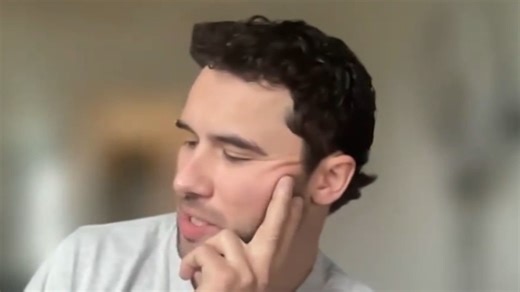 【中字熟肉】Robbie宝子接受cbs连线讨论自己的过往生活