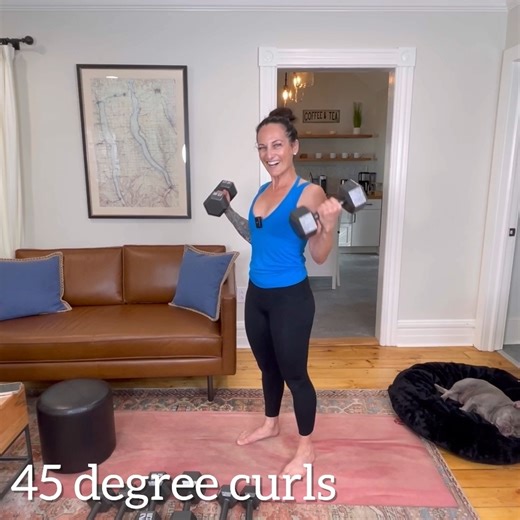 Build strength in your entire body with a series of low-impact moves that target your body head to toe! https://thebettyrocker.com/low-impact-strength-workout-2/ ~ There won’t be any jumping in this workout, but that doesn't mean you won't feel the burn! Grab your weights and get ready for some circuits that hit your glutes, back, bi's, tri's and legs and let's get after it! Want more low impact strength training? This workout is featured in the Low Impact Strength Challenge inside Rock Your Lif