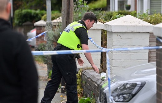 'It's tragic - It was so unexpected': Residents react after woman dies in Wolverhampton and man is arrested on suspicion of murder