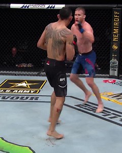 The moment that Justin Gaethje finished Tony Ferguson to become interim Lightweight champion. Can he stop Charles Oliveira to become undisputed champion next week at #UFC274? 🏆 📺📱 #UFC274 | Oliveira vs Gaethje | May 8 | Live on PPV | UFC